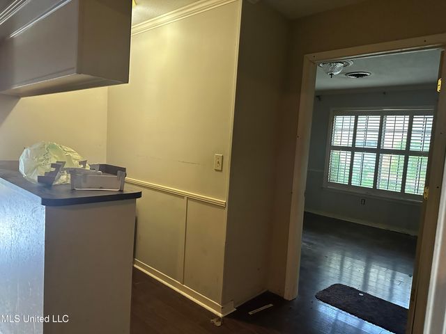 25 Oak Creek Place, Jackson, MS 39211