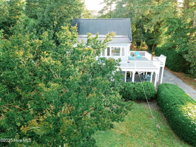 1498 Bayview Road, Bath, NC 27808