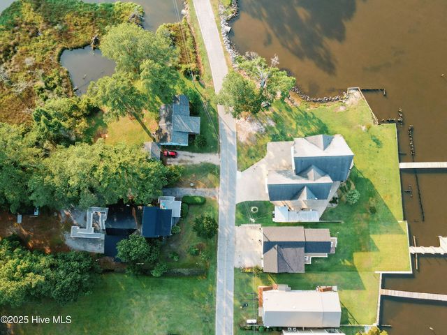 1498 Bayview Road, Bath, NC 27808