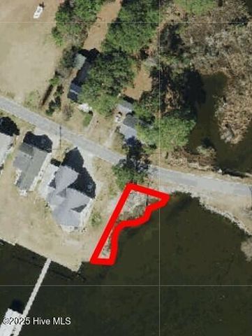 1498 Bayview Road, Bath, NC 27808