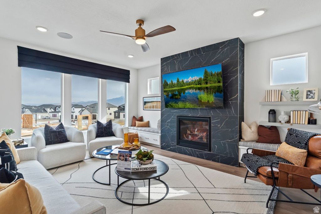 Image 13 of property listing at 1034 W FALLOW DR #MODEL, Saratoga Springs, UT 84045