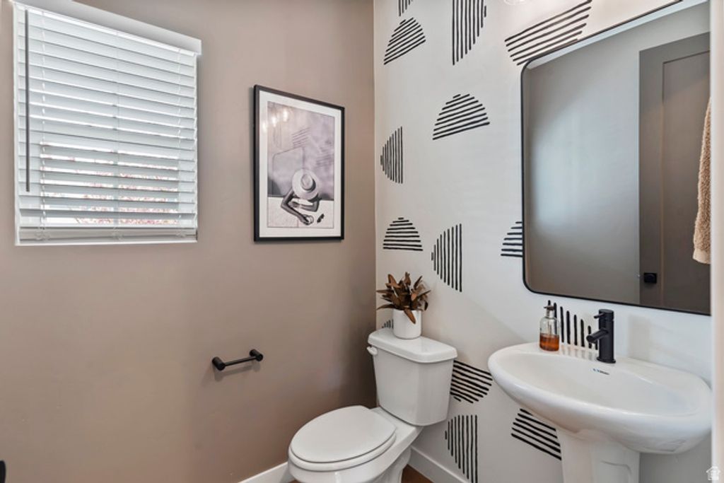 Image 23 of property listing at 1034 W FALLOW DR #MODEL, Saratoga Springs, UT 84045