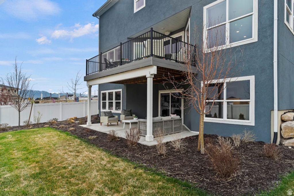 Image 32 of property listing at 1034 W FALLOW DR #MODEL, Saratoga Springs, UT 84045