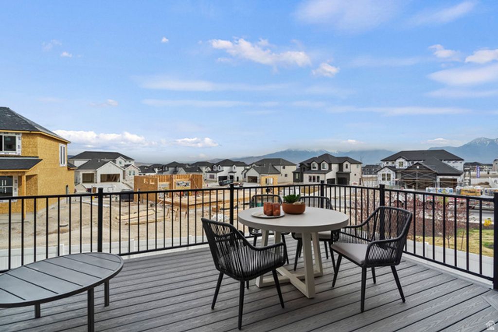 Image 33 of property listing at 1034 W FALLOW DR #MODEL, Saratoga Springs, UT 84045