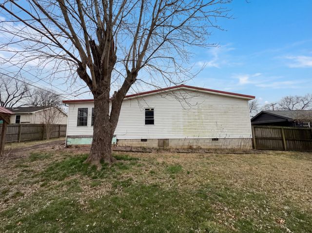 418 Malvin St, Gallatin, TN 37066