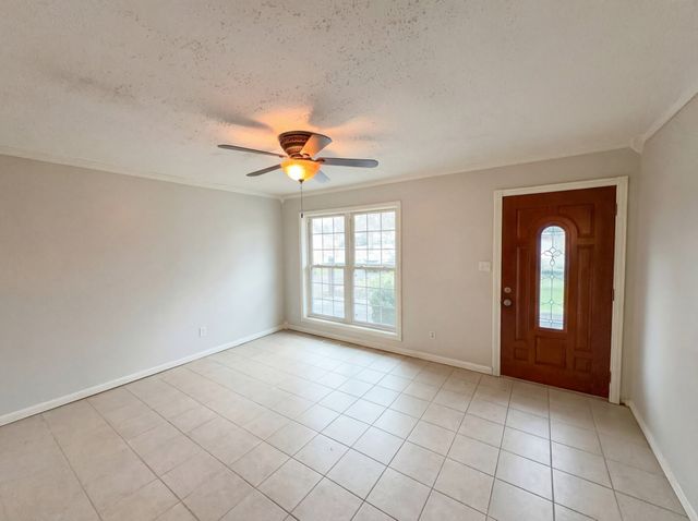 418 Malvin St, Gallatin, TN 37066