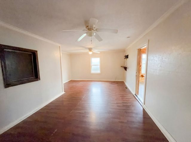 418 Malvin St, Gallatin, TN 37066