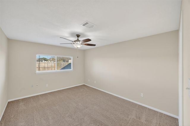 15819 Contender Lane, Friendswood, TX 77546