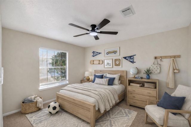 15819 Contender Lane, Friendswood, TX 77546