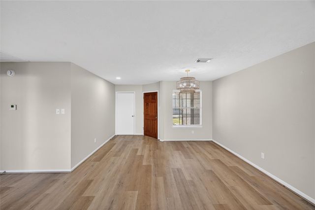 15819 Contender Lane, Friendswood, TX 77546