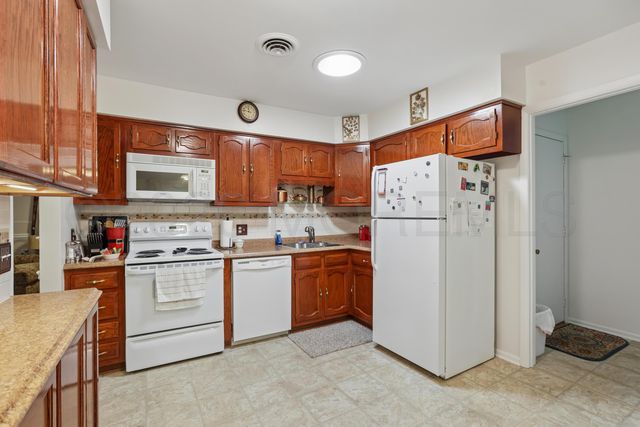 56 Milford Avenue 53, Whiting, NJ 08759