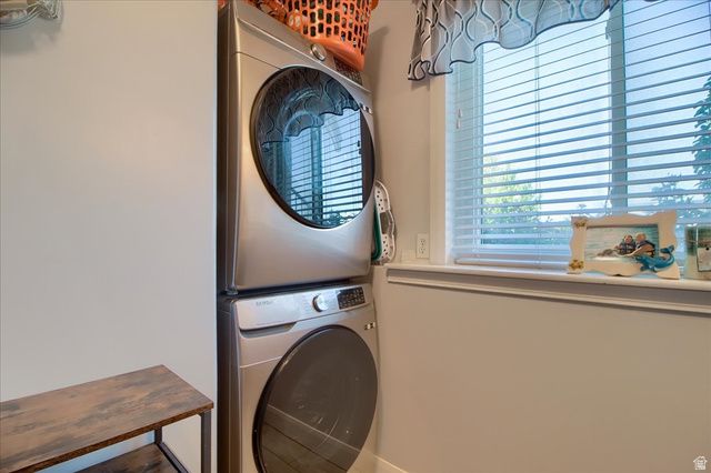 2003 S 1840 W, Syracuse, UT 84075