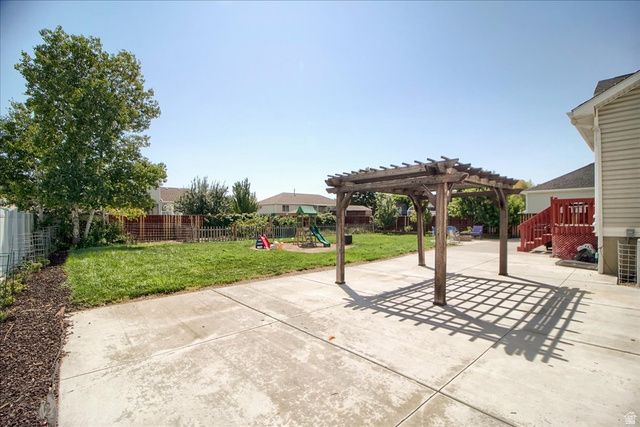 2003 S 1840 W, Syracuse, UT 84075