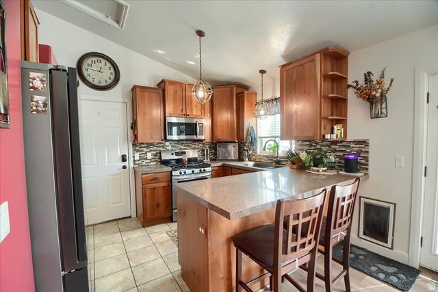 2003 S 1840 W, Syracuse, UT 84075