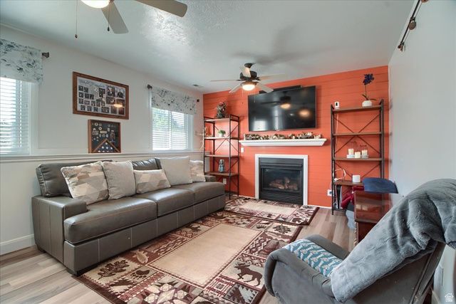 2003 S 1840 W, Syracuse, UT 84075