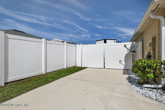 15373 HIDDEN FOAL Drive, Jacksonville, FL 32234