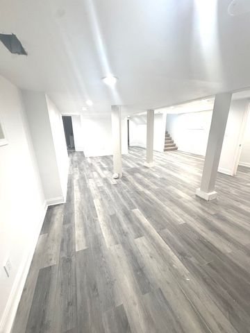 9432 S Vernon Avenue, Chicago, IL 60619