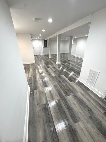 9432 S Vernon Avenue, Chicago, IL 60619