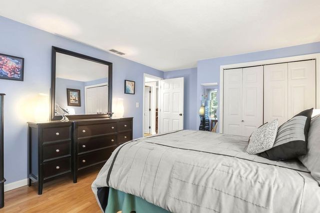 108 Norton Ave 17, Easton, MA 02334