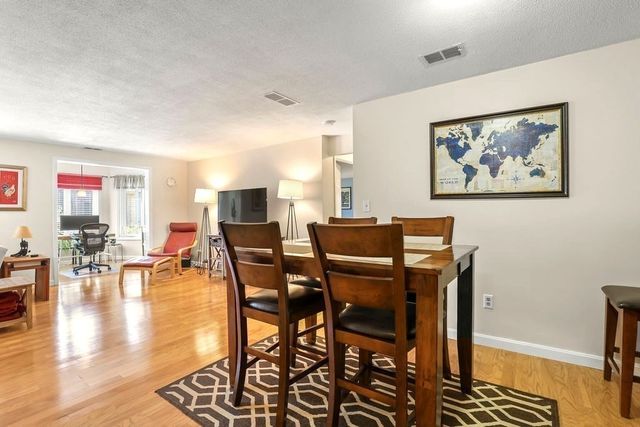 108 Norton Ave 17, Easton, MA 02334