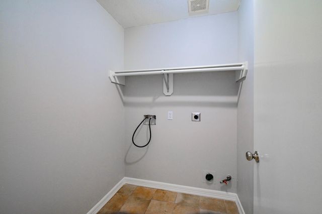 3707 Villa Glen Drive, Houston, TX 77088