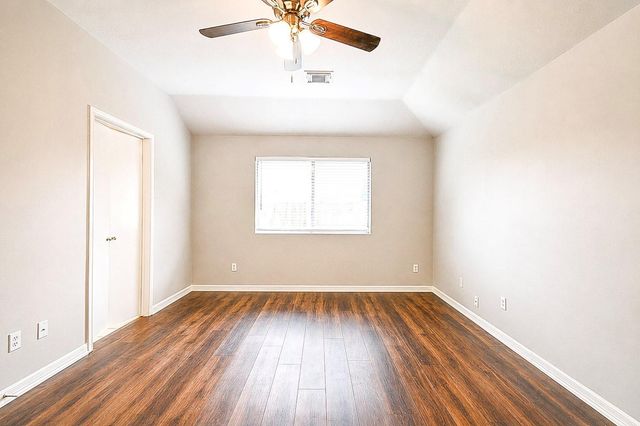3707 Villa Glen Drive, Houston, TX 77088