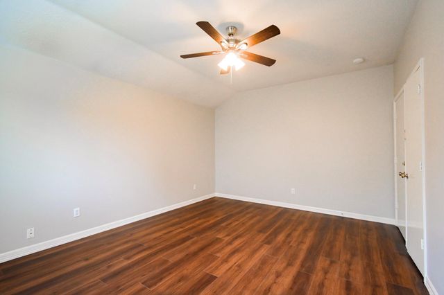 3707 Villa Glen Drive, Houston, TX 77088