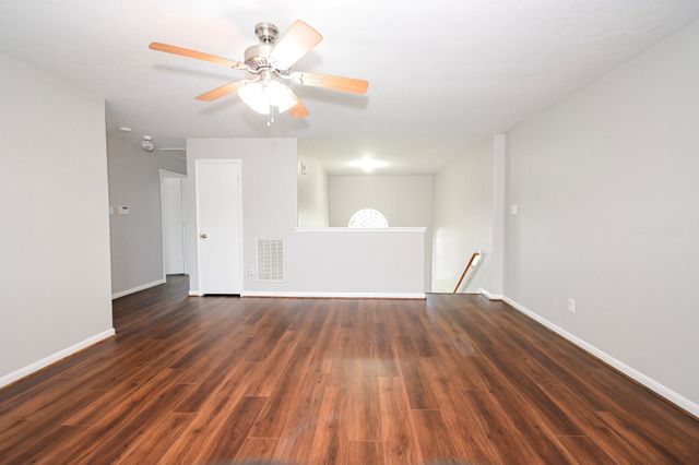 3707 Villa Glen Drive, Houston, TX 77088