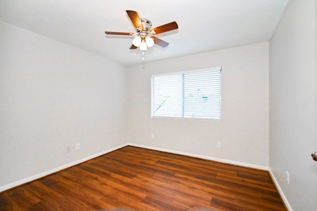 3707 Villa Glen Drive, Houston, TX 77088