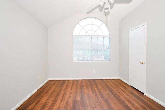 3707 Villa Glen Drive, Houston, TX 77088