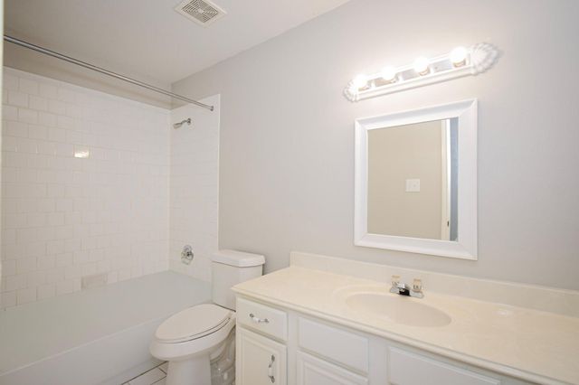 3707 Villa Glen Drive, Houston, TX 77088