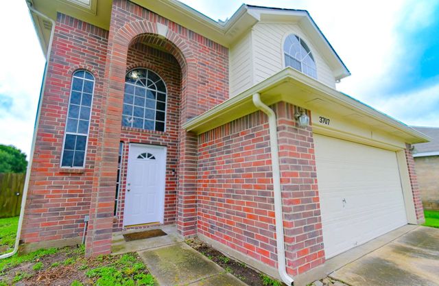 3707 Villa Glen Drive, Houston, TX 77088