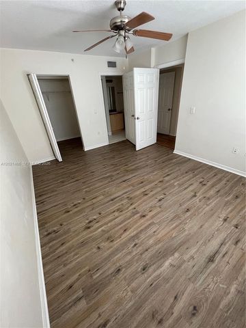 4081 San Marino Blvd 206, West Palm Beach, FL 33409
