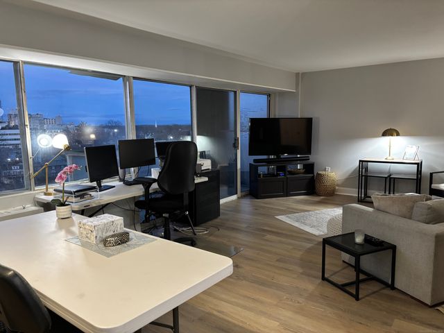 30 Woodland Street APT 9H, Hartford, CT 06105