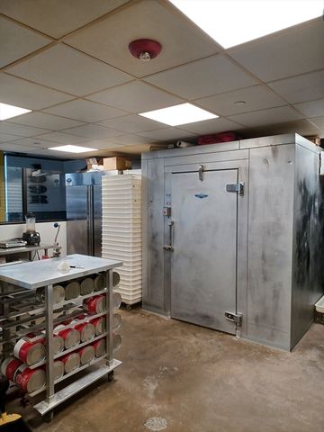 199 Rantoul St., Beverly, MA 01915