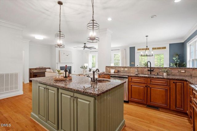 9113 Wellsley Way, Raleigh, NC 27613