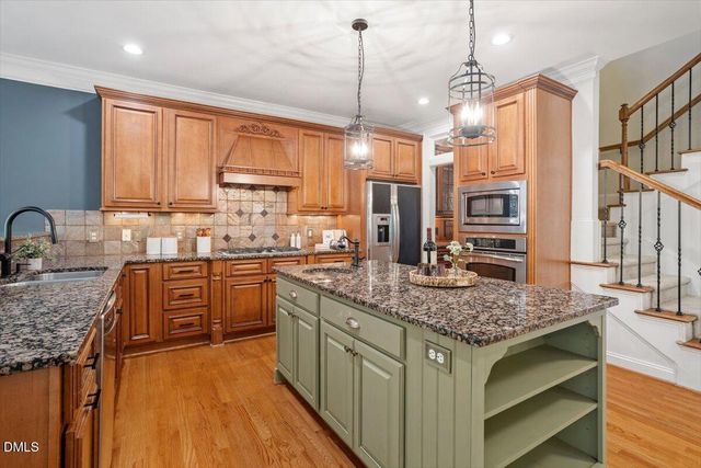 9113 Wellsley Way, Raleigh, NC 27613