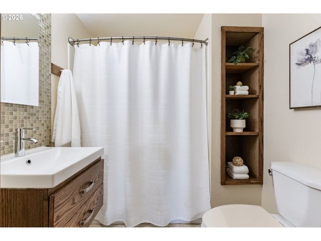 10203 Sw 59TH Pl, Portland, OR 97219