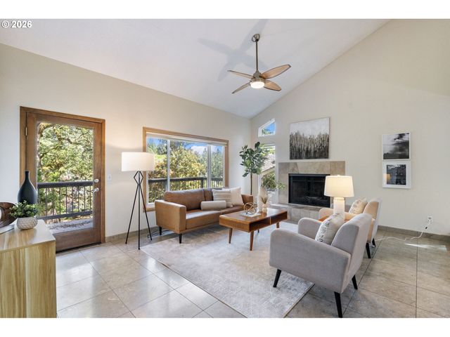 10203 Sw 59TH Pl, Portland, OR 97219