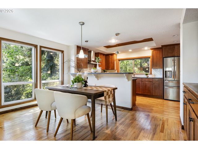 10203 Sw 59TH Pl, Portland, OR 97219