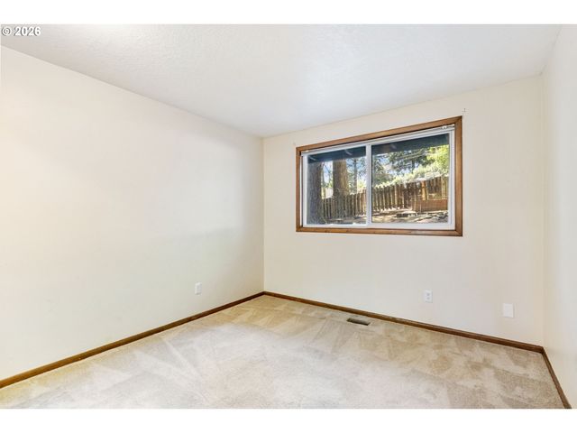 10203 Sw 59TH Pl, Portland, OR 97219