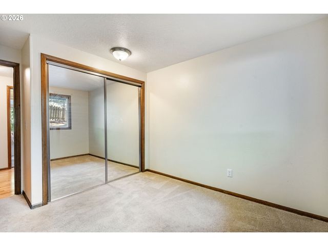 10203 Sw 59TH Pl, Portland, OR 97219