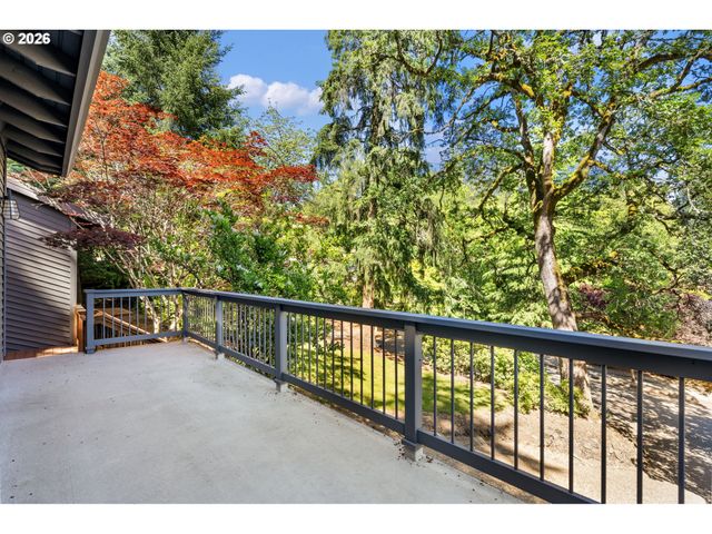 10203 Sw 59TH Pl, Portland, OR 97219