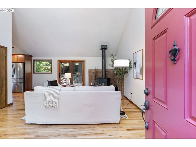 10203 Sw 59TH Pl, Portland, OR 97219