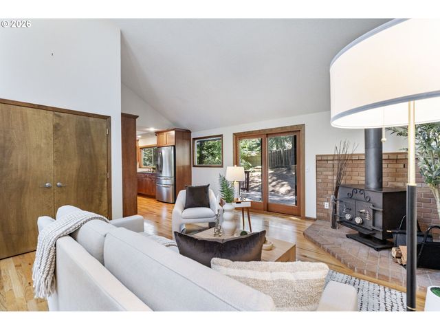 10203 Sw 59TH Pl, Portland, OR 97219
