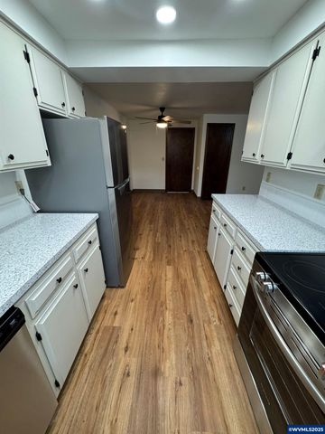 192 SE Atwood Av, Corvallis, OR 97333