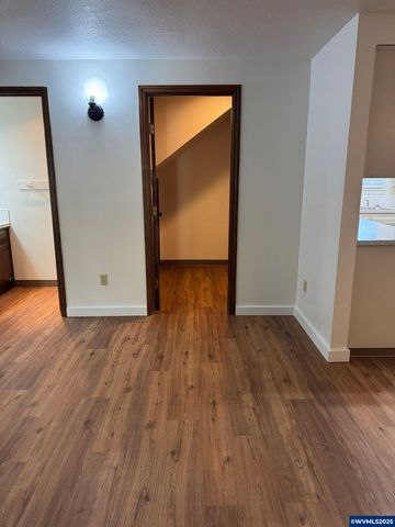 192 SE Atwood Av, Corvallis, OR 97333