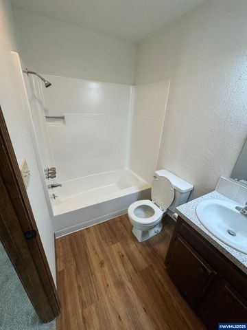 192 SE Atwood Av, Corvallis, OR 97333