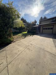 192 SE Atwood Av, Corvallis, OR 97333