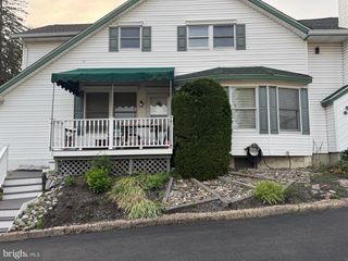 633 HAMPTON AVE, Southampton, PA 18966